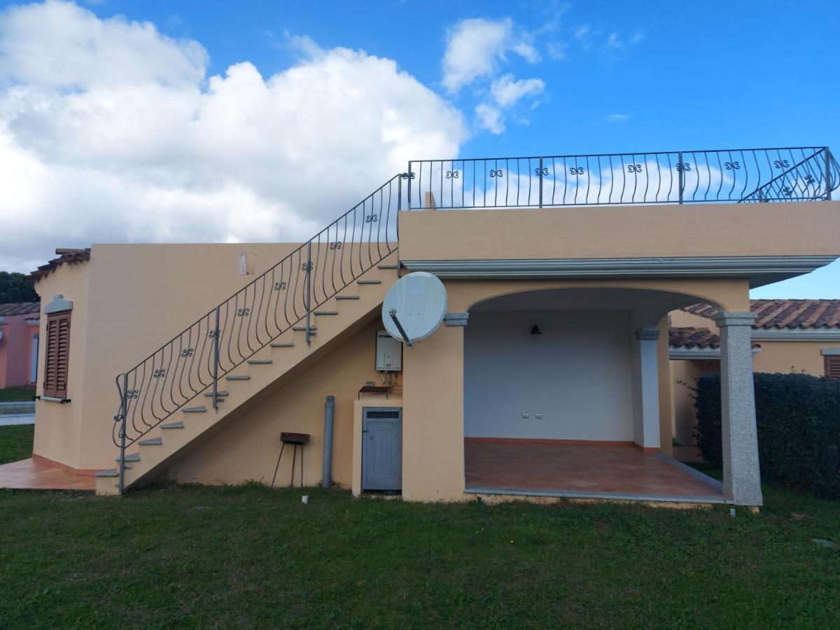 Gallura Dream Villas บูโดนี ภายนอก รูปภาพ