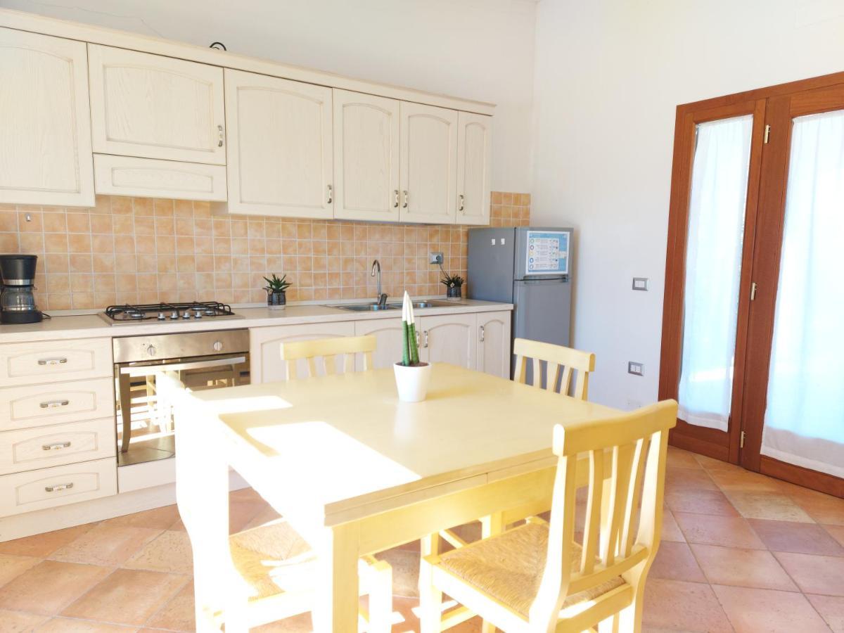 Gallura Dream Villas บูโดนี ภายนอก รูปภาพ