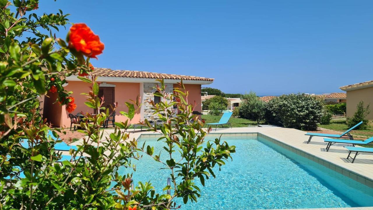 Gallura Dream Villas บูโดนี ภายนอก รูปภาพ