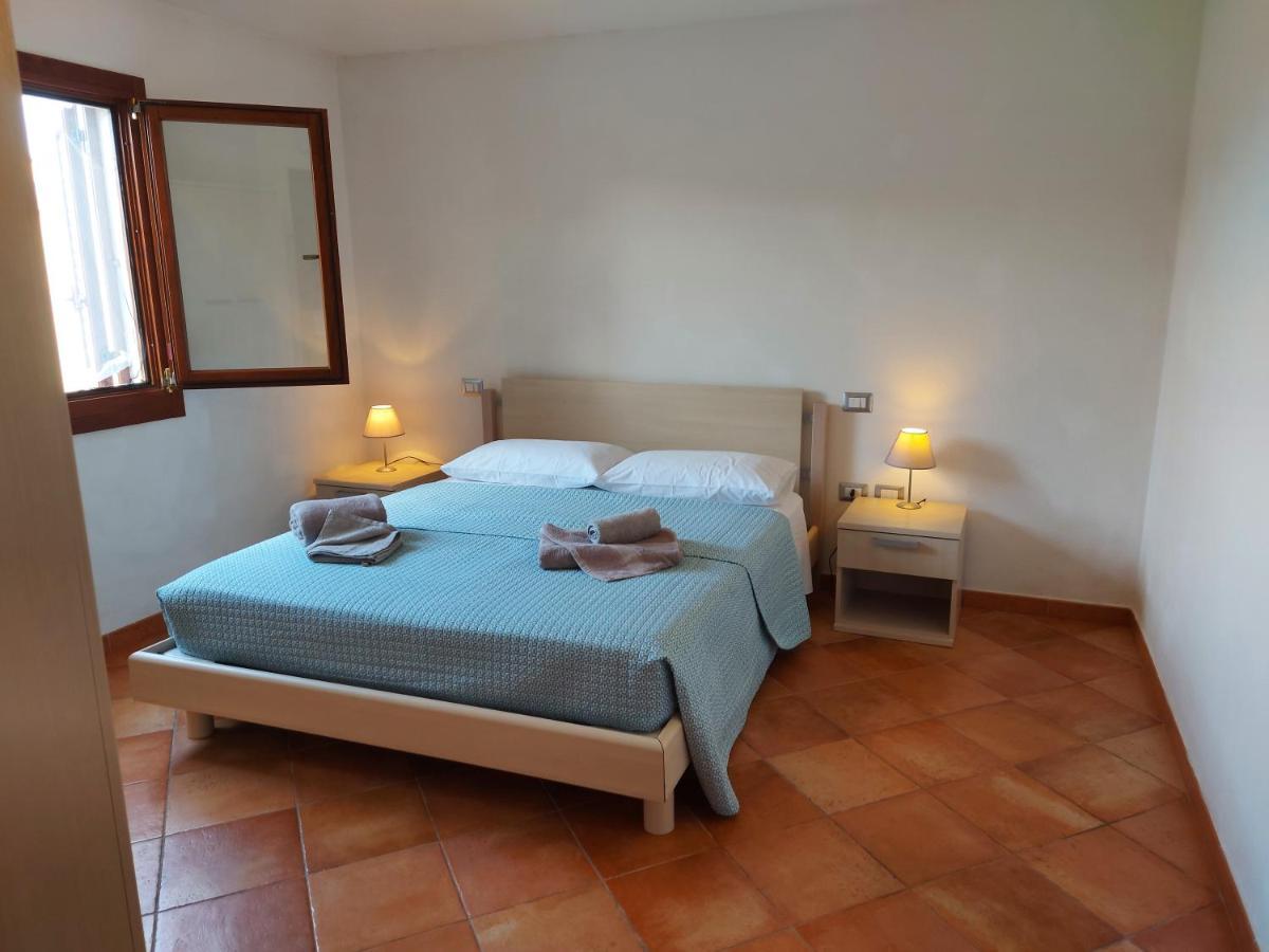 Gallura Dream Villas บูโดนี ภายนอก รูปภาพ