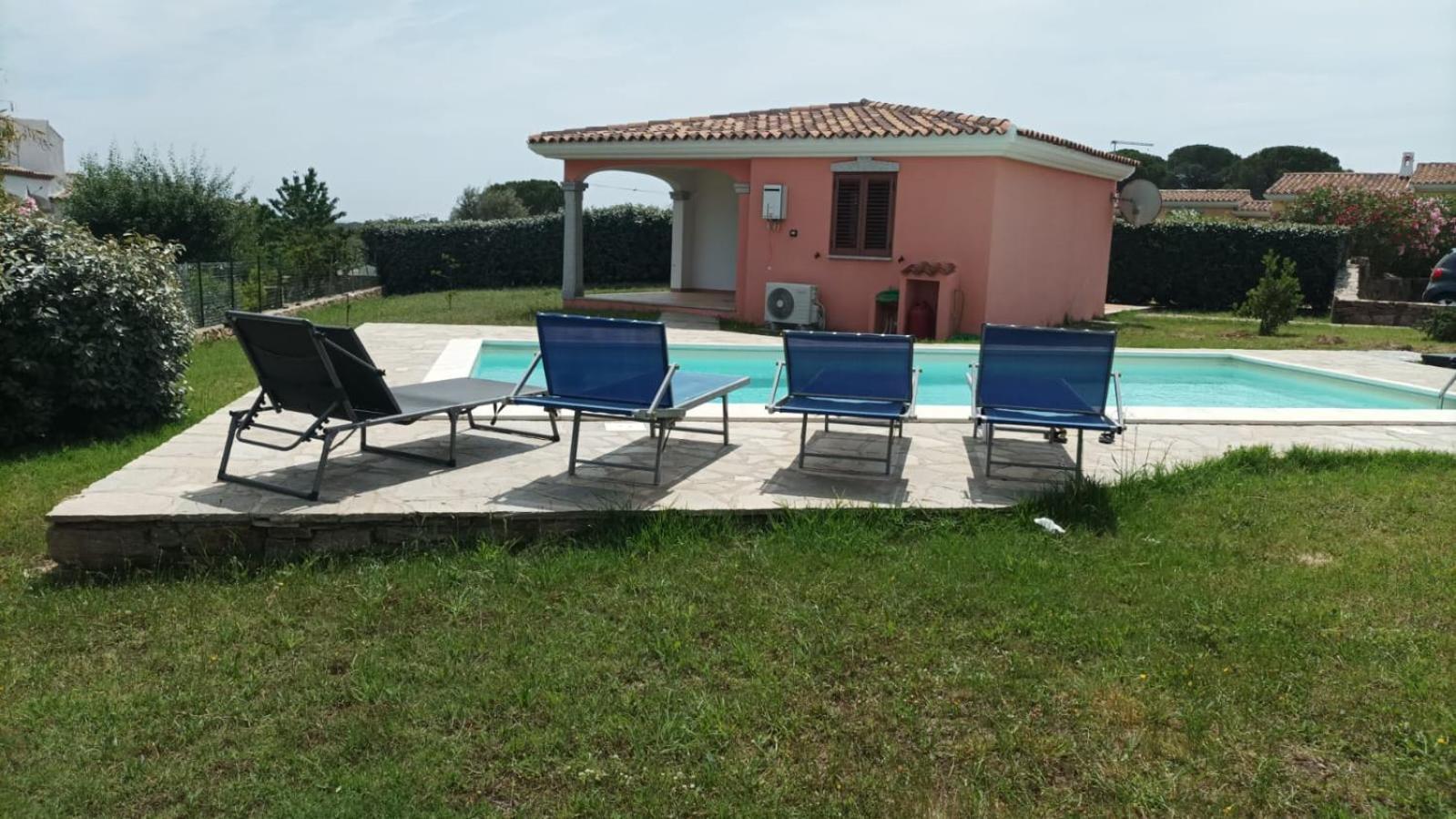 Gallura Dream Villas บูโดนี ภายนอก รูปภาพ